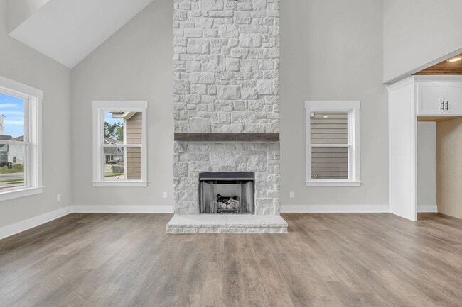 Building Photo - New Build with Location + Plenty Of Space + Incredible Community - 4 Beds, 3.5 Baths, Soaring Cei...