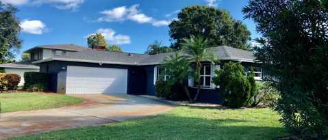 Building Photo - 2701 Watkins Dr