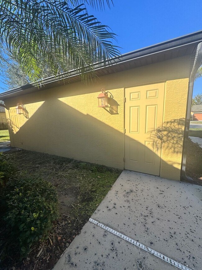 Foto del edificio - Welcome to this stunning 3-bedroom, 2-bathroom