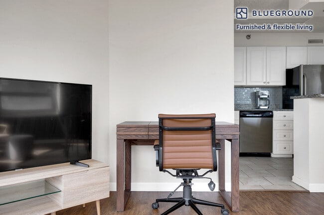 Foto del edificio - 750 N Rush St