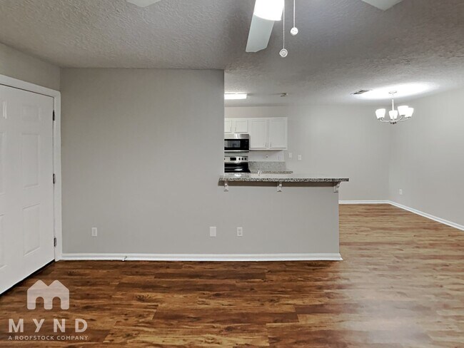 Foto del edificio - 3309 Spring Glen Rd