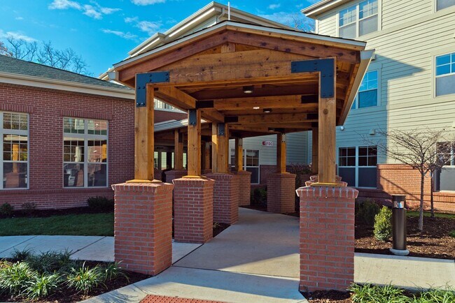 Foto del edificio - 5351 Nebraska Ave