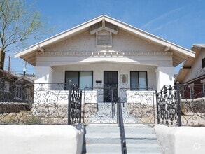 Building Photo - 1703 E Rio Grande Ave