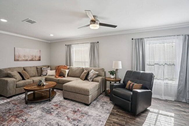 Foto del edificio - 1621 American Dr