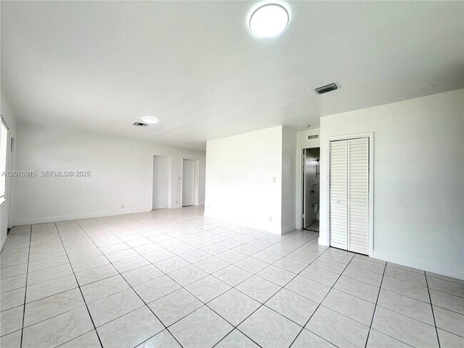 Foto del edificio - 1740 SW 47th Ave