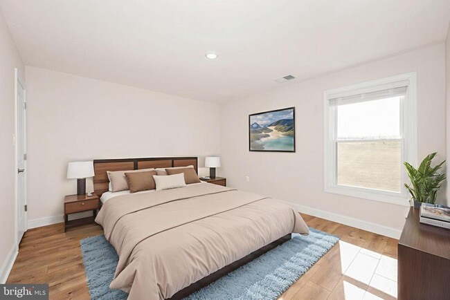 Building Photo - 9962 Roulette Dr