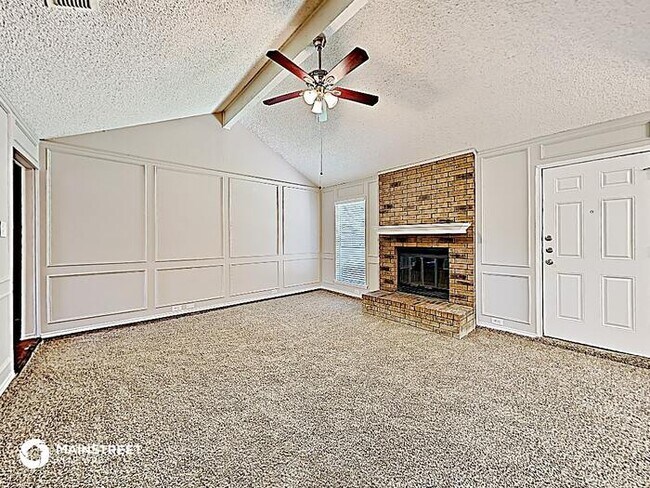 Building Photo - 808 Crystal Creek Ln, Arlington, TX 76001