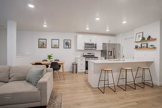 Foto del edificio - 3758 Orinda Dr