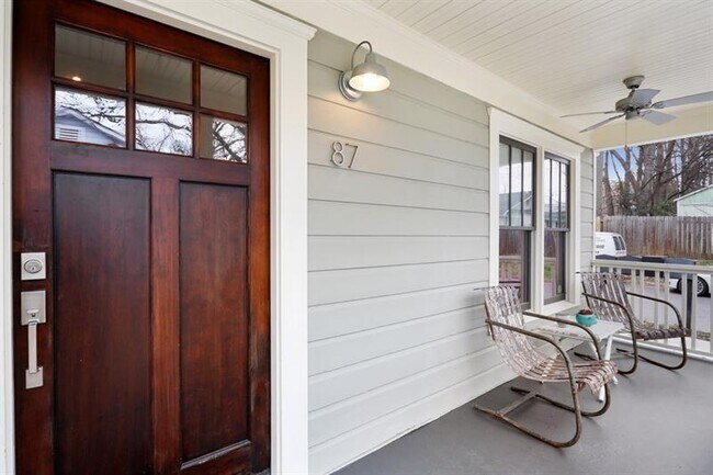 Foto del edificio - 87 Chester Ave SE