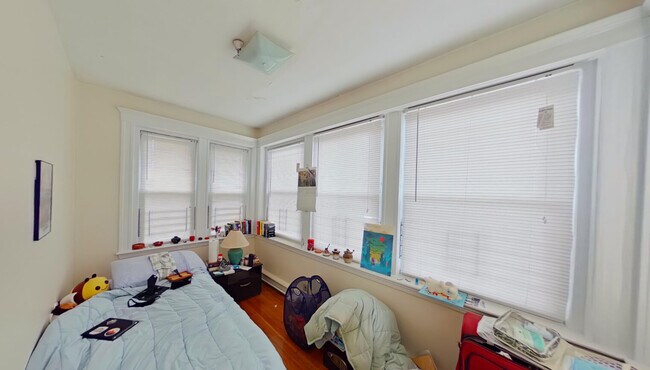Building Photo - 301 Allston St