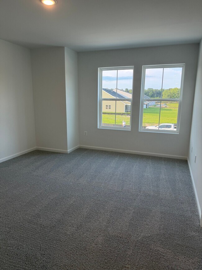 Building Photo - 20415 Spyglass Cir