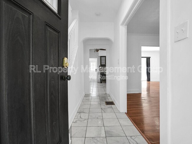 Foto del edificio - 914 Lockbourne Rd