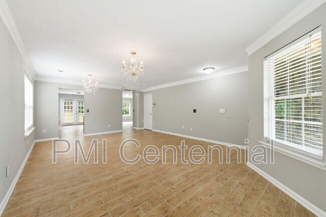 Foto del edificio - 3550 Devon Chase Rd