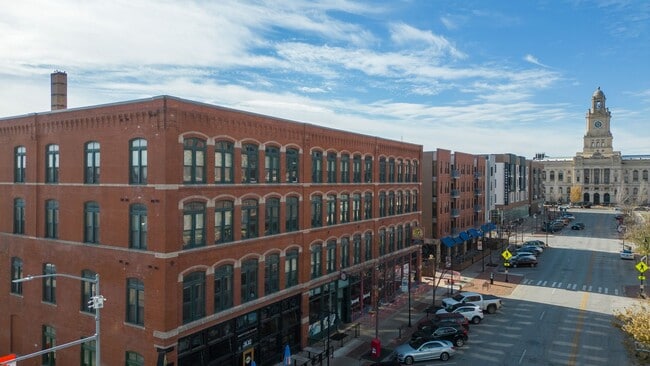 Interior Photo - Court Avenue Lofts