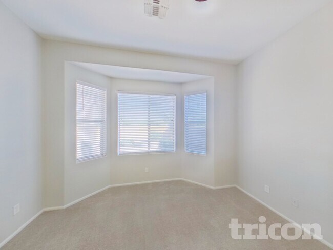 Foto del edificio - 17601 N Vera Cruz Ave