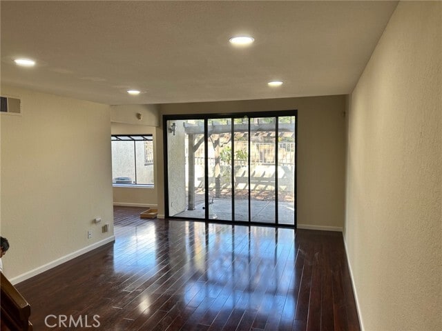 Building Photo - 1130 Whitewater Dr