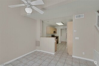 Building Photo - 8027 Teresita Ave