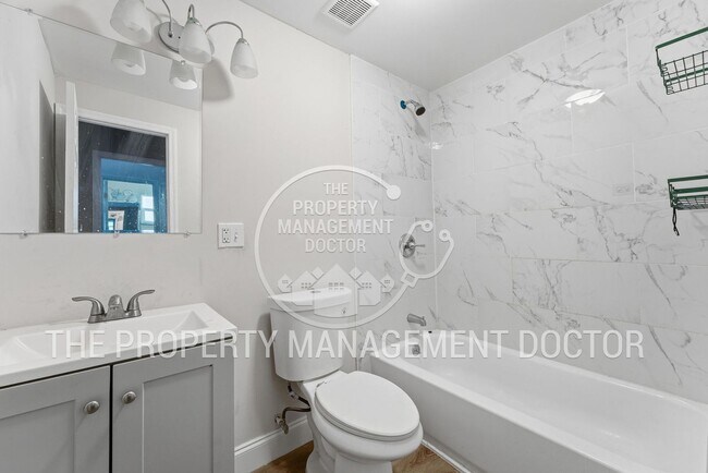 Building Photo - Completely Renovated 2BR/1BA Home on Extra-Large Lot in Jacksonville's Trout River Area***JANUARY...