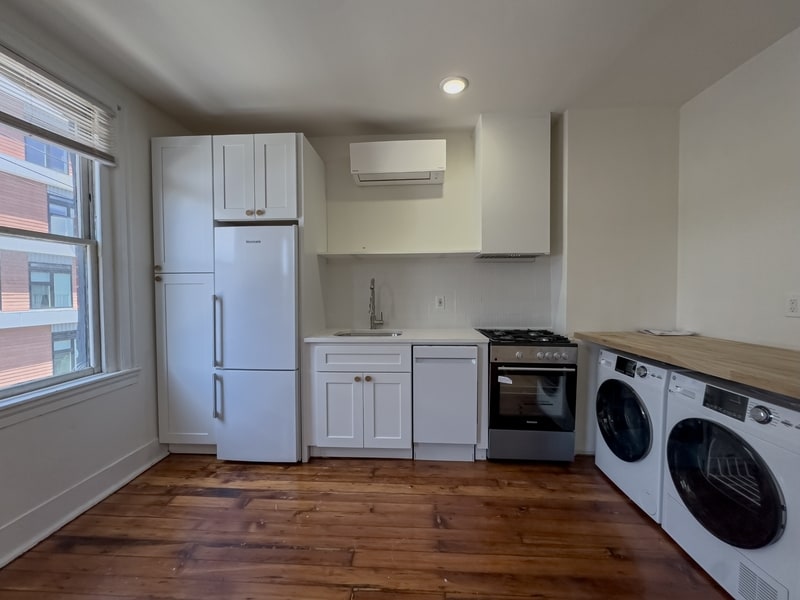 Photo - 1223 N Franklin St - 3F