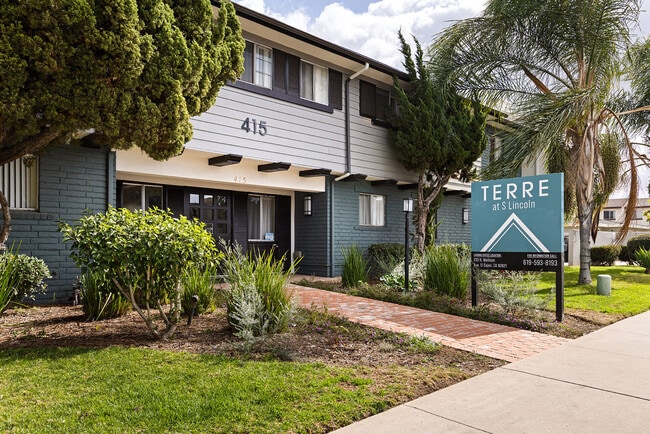 Building Photo - Terre at S Lincoln