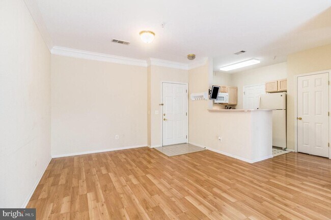 Building Photo - 1601 Spring Gate Dr.