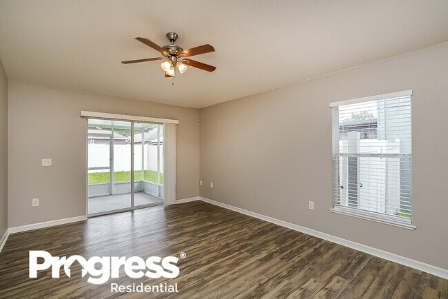 Foto del edificio - 3245 Bellericay Ln