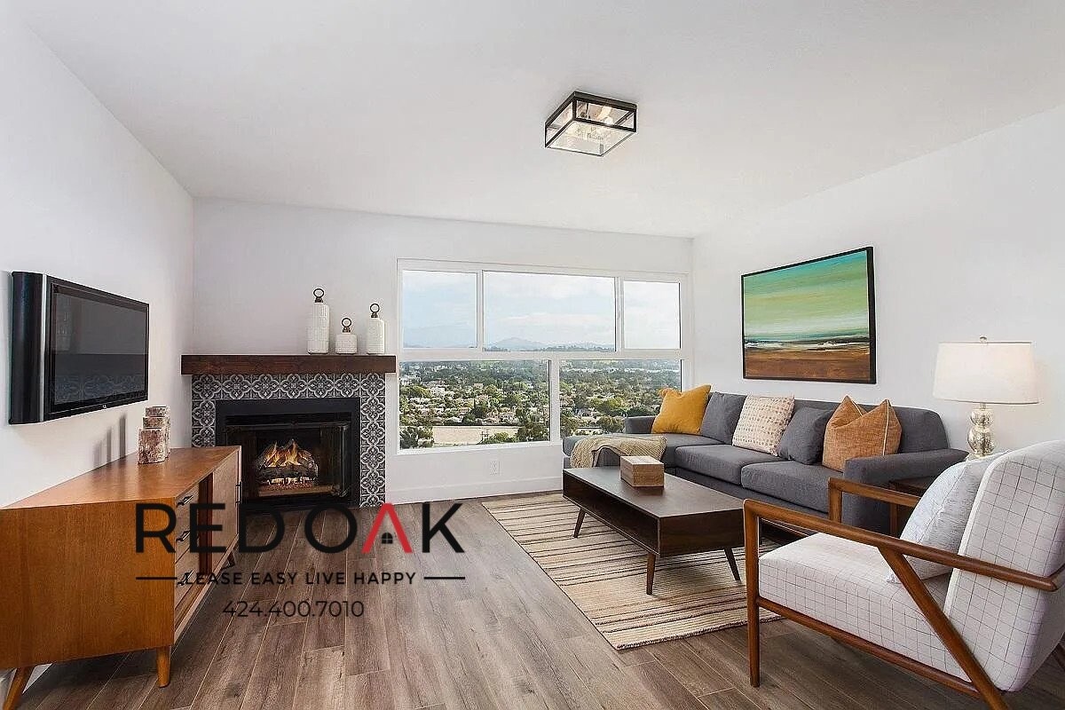 Foto principal - Fantastic One of a Kind Spacious Two Story...