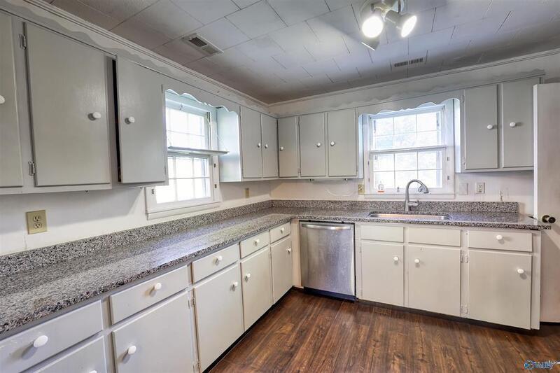 Foto del edificio - 1324 Mckinley Ave NE