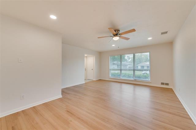 Building Photo - 2643 San Medina Ave