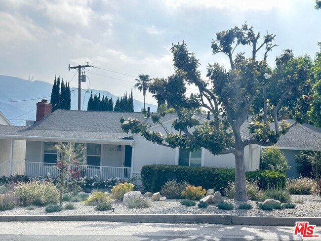Foto del edificio - 4717 Glenwood Ave