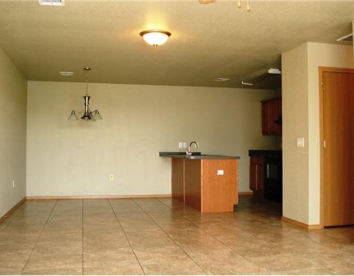 Building Photo - 1160 Dove Loop