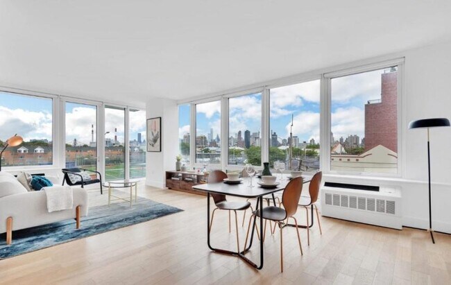 Foto del edificio - 1 bedroom in Long Island City NY 11106