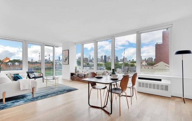 Building Photo - 1 bedroom in Long Island City NY 11106