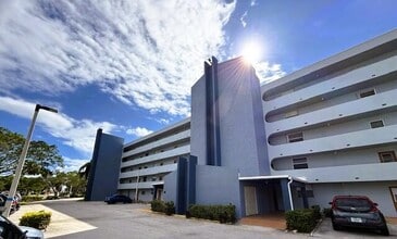 Building Photo - 5301 NW 2nd Ave