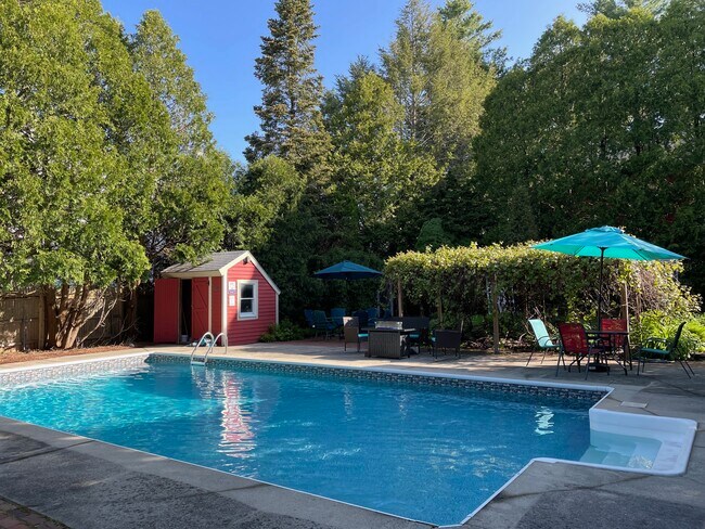 Building Photo - 91 Middle St