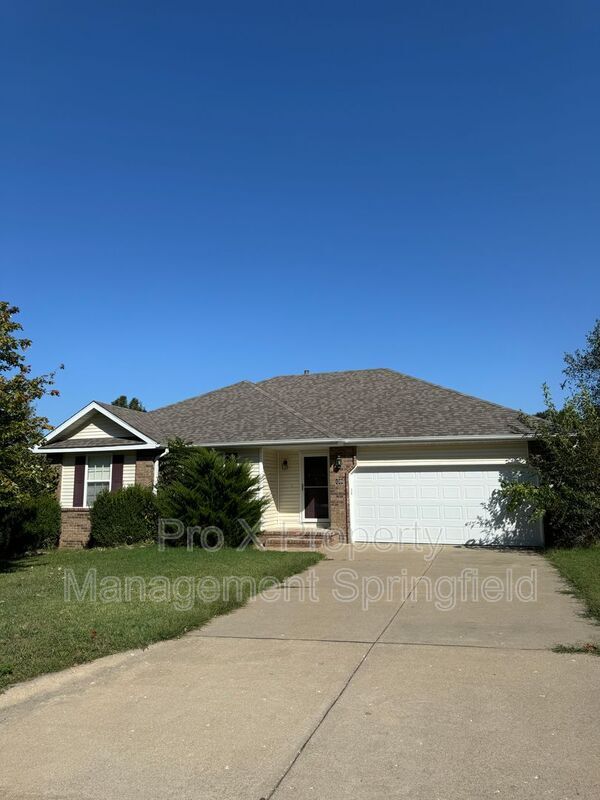 Foto del edificio - 126 N Cedarwood Ave