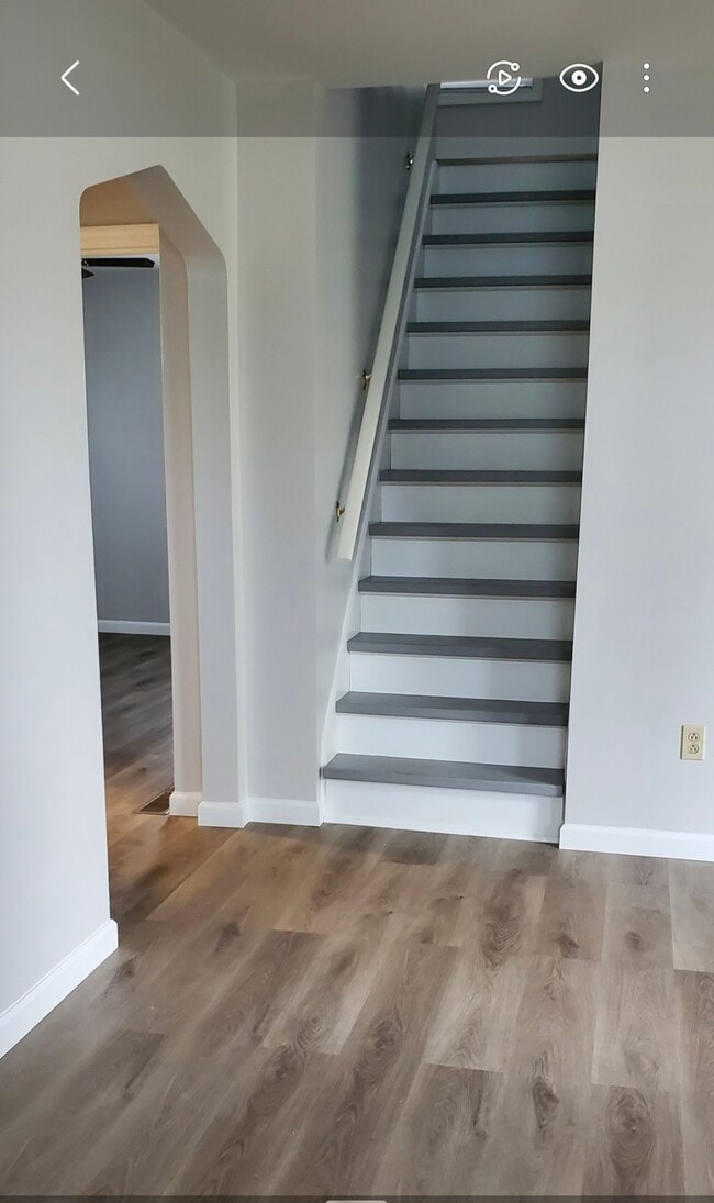 Foto del edificio - 814 E 37th St
