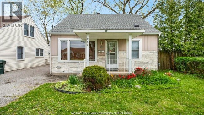 Photo du bâtiment - 1262 Partington Ave