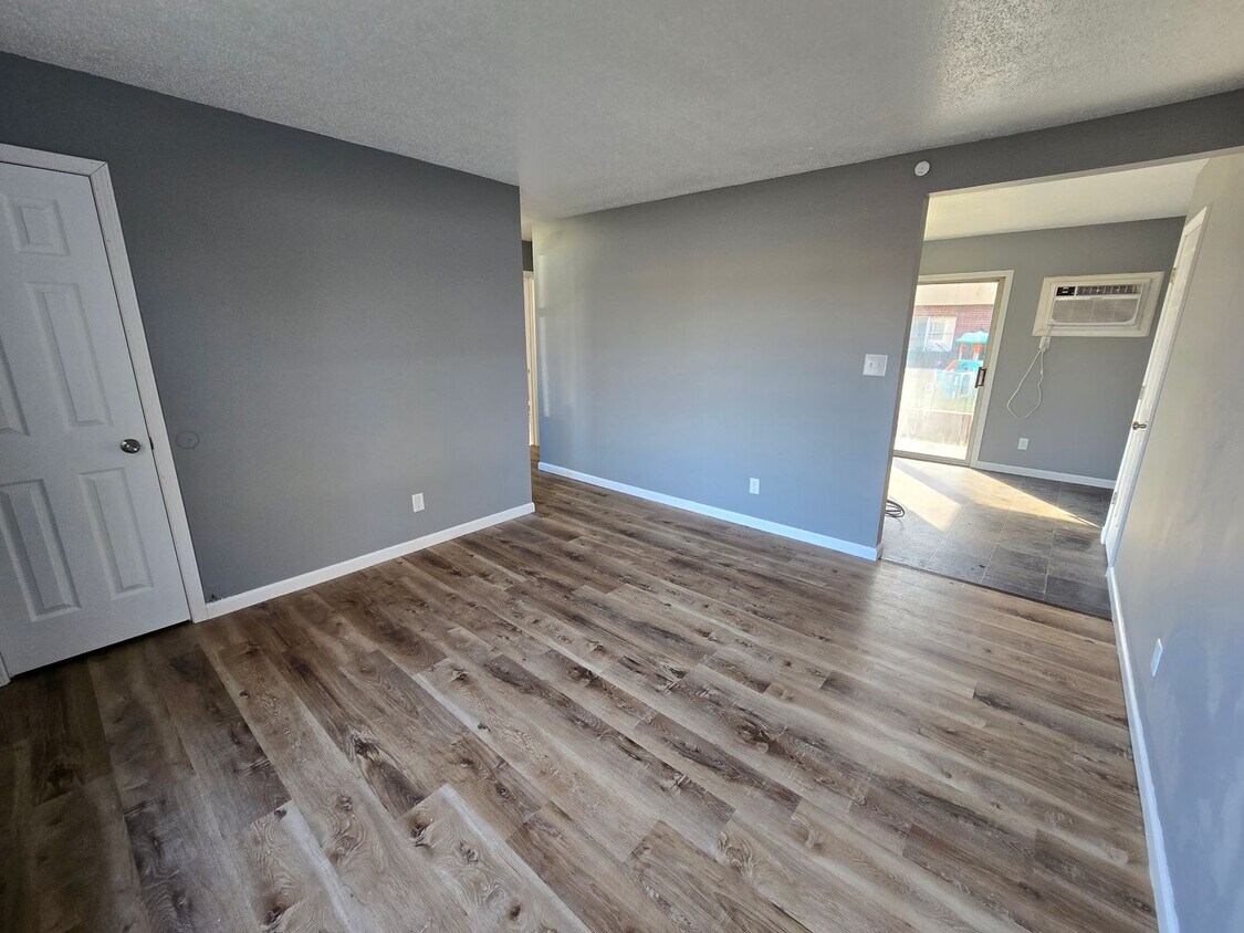 Foto principal - 1503 S Division St
