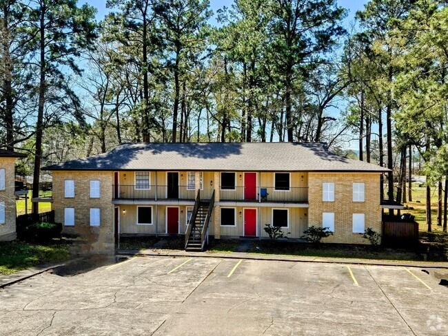 Building Photo - Timbers Apartments