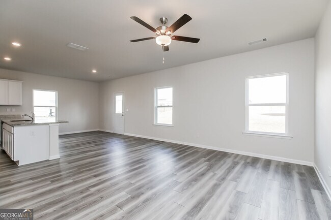 Foto del edificio - 160 Avondale Blvd SE