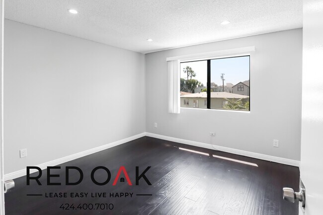 Building Photo - ~3 Weeks FREE~ Incredible Two Bedroom with...