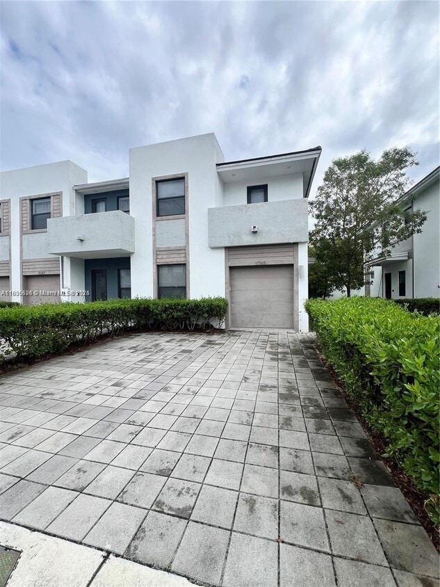 Primary Photo - 11745 SW 106th Terrace