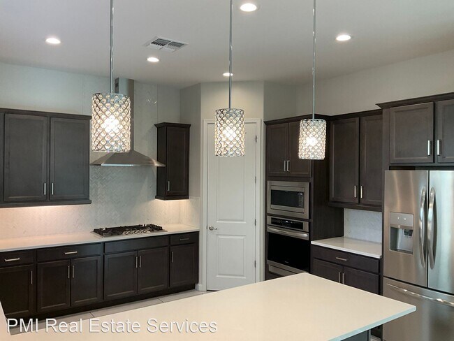 Building Photo - 3 br, 2.5 bath House - 6506 E Villa Maria Dr