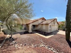 Building Photo - 2218 E Desert Trumpet Rd
