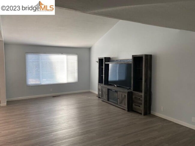 Building Photo - 2516 Toltec Cir