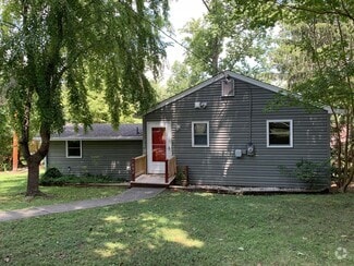Building Photo - 1692 Timberlake Dr