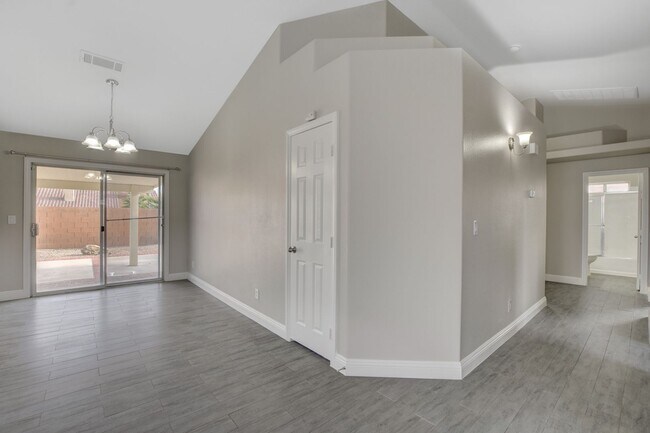Foto del edificio - Incredible Single Family Home for Rent in ...