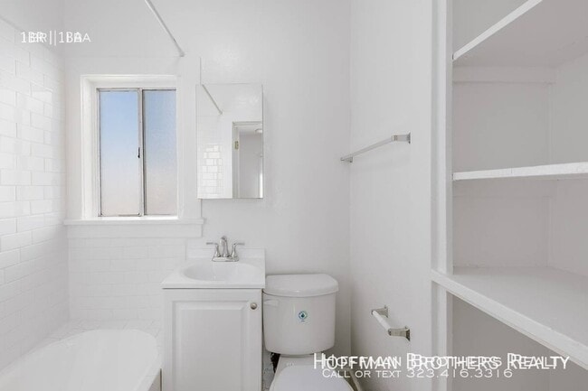 Foto del edificio - 4129 Monroe St
