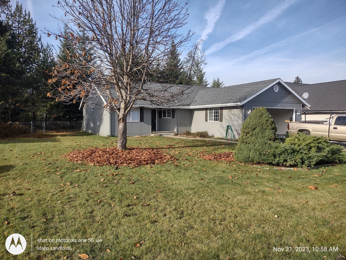 31357 N 10th Ave, Spirit Lake, ID 83869 House Rental in Spirit Lake